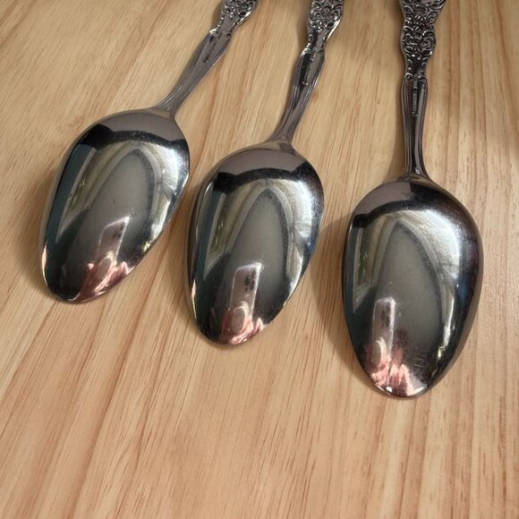 Vtg International INS154  3 Serving Spoons Solid Roses Stainless Flatware 8" - Picture 10 of 11